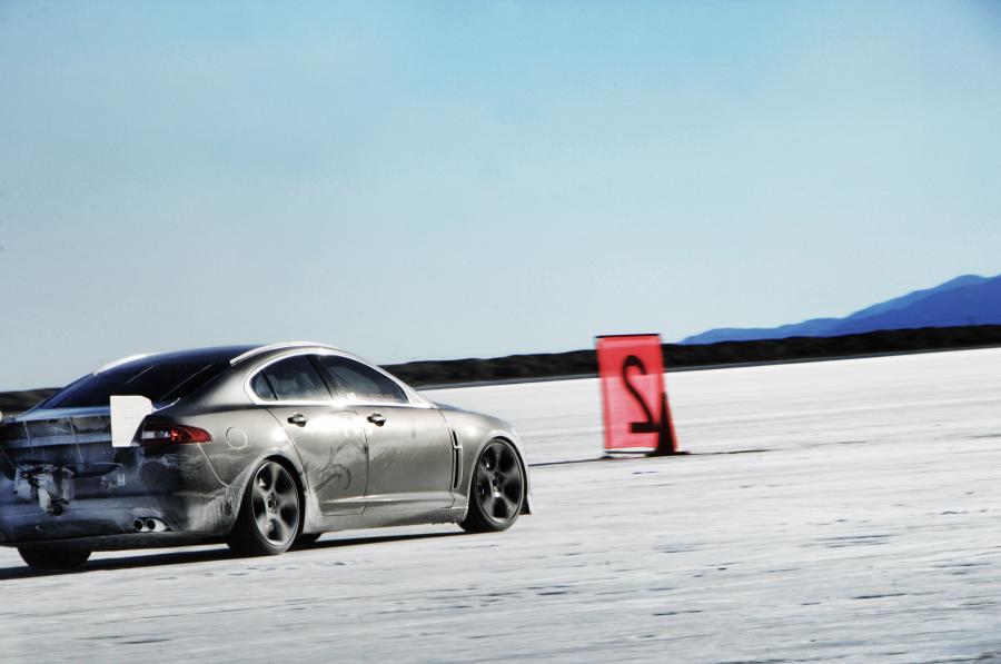  Jaguar XFR Bonneville Salt Flats Racer 2009 года  (фото 7 из 7)